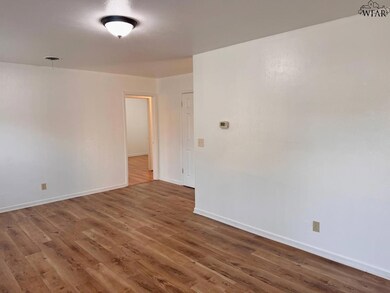 1827 Eden Ln, Wichita Falls, TX 76306 - photo 4