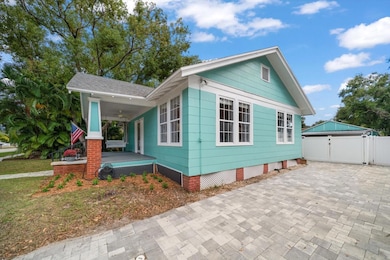 915 Pine St, Clearwater, FL 33756 - photo 5