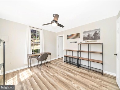 514 Ellison Ct, Frederick, MD 21703 - photo 4