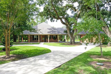1230 Chemin Agreable Rd, Youngsville, LA 70592 - photo 2