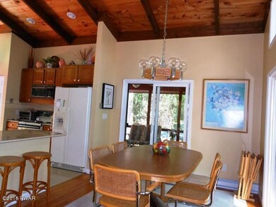 219 Basswood Dr, Hawley, PA 18428 - photo 3