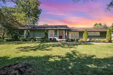 2104 Elam Rd, Murfreesboro, TN 37127 - photo 2