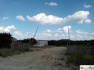 131 Julia Dr, Copperas Cove, TX 76522 - photo 2