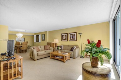 Quadomain South unit 207, Hollywood, FL 33019 - photo 3