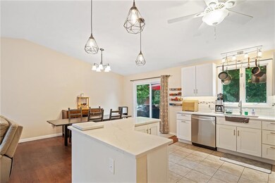 29 River Dr, Johnston, RI 02919 - photo 3