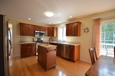 27 Peach Tree Dr, Sutton, MA 01590 - photo 6