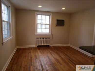 48 Hermann Ave, Carteret, NJ 07008 - photo 2