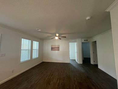 428 Sunbird Square, Sebring, FL 33872 - photo 3