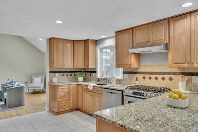 9 Kayla Dr, Westford, MA 01886 - photo 6