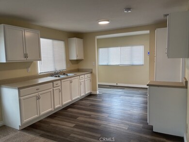 16805 B St, Victorville, CA 92395 - photo 3