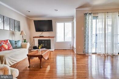 18465 Stone Hollow Dr, Germantown, MD 20874 - photo 4