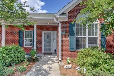 1544 Honeybee Ln Unit 2-large-002-17-DSC