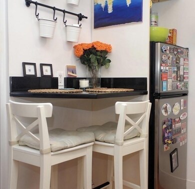 75 Burbank St unit 403, Boston, MA 02115 - photo 3