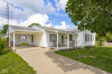 3042 Desoto Way, Columbus, IN 47203 - photo 2