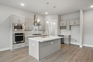 3502 Mcbride St, Dayton, TX 77535 - photo 6