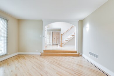 1811 Baybrook Ct, Naperville, IL 60564 - photo 6