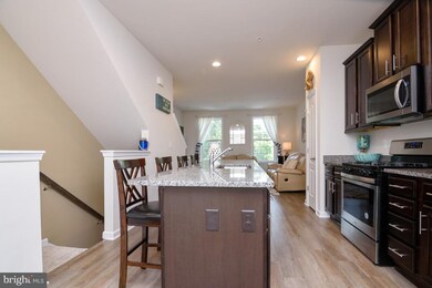 8227 Hollow Ct, Severn, MD 21144 - photo 5