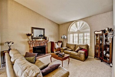 Living Room (1)