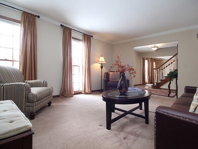 411 Appollo Ct, Wheaton, IL 60189 - photo 4