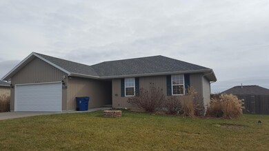 200 W Christopher Ln, Clever, MO 65631 - photo 2