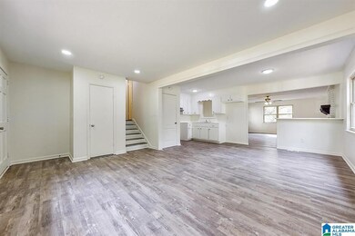 1013 Turner Ln, Birmingham, AL 35215 - photo 2