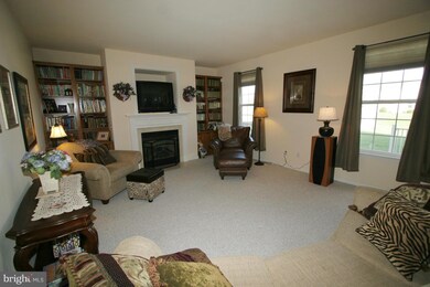 968 Shannon Dr N, Greencastle, PA 17225 - photo 6