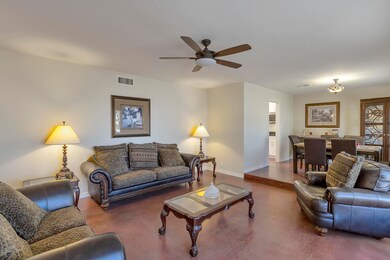 11045 N 44th Ct