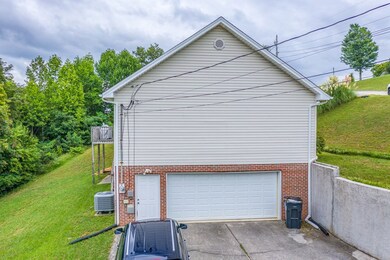 3850 Shandee Ln, Morristown, TN 37814 - photo 3