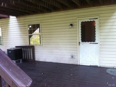 252 Ridgeview Dr, Alburtis, PA 18011 - photo 4