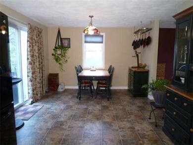 2 Griffin Cir, Billerica, MA 01821 - photo 4