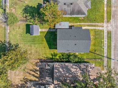 619 18th St, Lake Charles, LA 70601 - photo 3