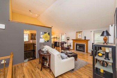 Open Floor Plan w/ 14 ft Ceilings