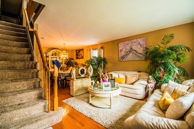 72 Towers Ln, Staten Island, NY 10314 - photo 5