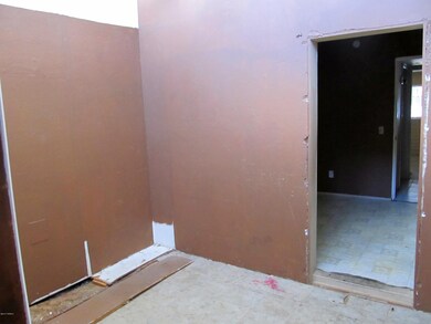 Extra Room 2