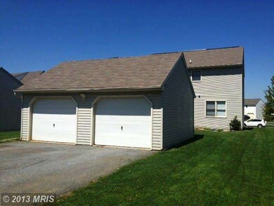 2004 Ashley Dr, Chambersburg, PA 17201 - photo 3