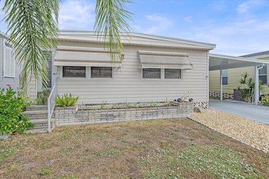 220 Bimini Dr, Palmetto, FL 34221 - photo 5