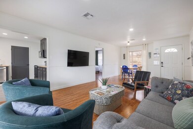 309 Glenmoor Dr, Fredericksburg, TX 78624 - photo 3