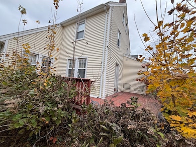 45 Queens Ave, Stratford, CT 06614 - photo 4