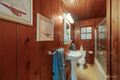 8431 85th Ave SE, Mercer Island, WA 98040 - photo 6