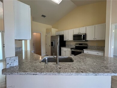 2125 NE 4th Ave, Cape Coral, FL 33909 - photo 3