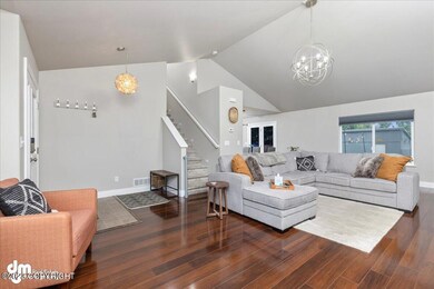 04-Living Room-DW-4037 copy