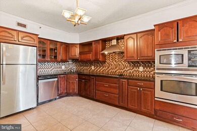 5501 Seminary Rd unit 2404S, Baileys Crossroads, VA 22041 - photo 5