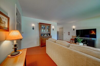 207 N Dewey St, Auburn, IN 46706 - photo 4