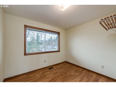 8820 SE Casablanca Ct, Clackamas, OR 97015 - photo 6
