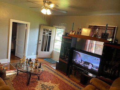 729 Gracey Ave, Clarksville, TN 37040 - photo 4