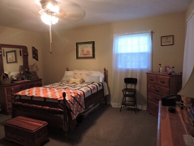 206 Magnolia Dr, Adel, GA 31620 - photo 5