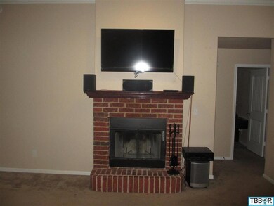 809 Macy Dr, Troy, TX 76579 - photo 4