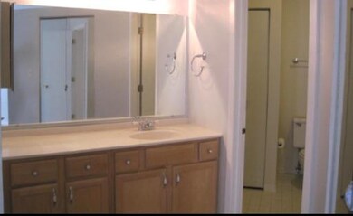 1711 Chesapeake Ln unit 1, Schaumburg, IL 60193 - photo 6