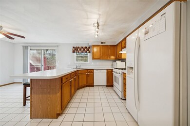 64 Fairway Dr, Delmont, PA 15626 - photo 7