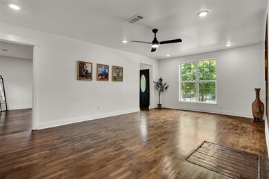 1209 W Woodard St, Denison, TX 75020 - photo 6